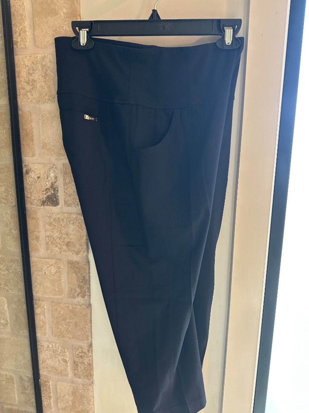 Jofit pull on capris - Picture 2 of 6